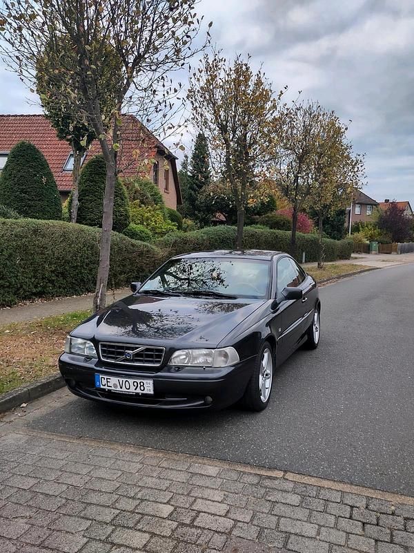 Grau Gebraucht 1998 Volvo C70 Coupé | 4.000 € - Bild 1/4