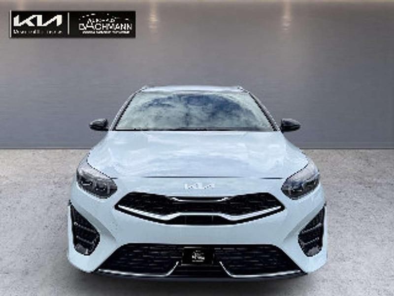 Weiß (carraraweiß) Neu 2025 Kia Ceed Sportswagon GT-Line Kombi | 27.680 € - Bild 1/4