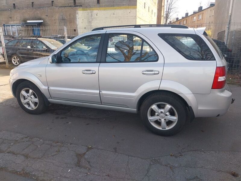 Gebraucht Kia Sorento 170 PS (125 kW) 2009 Silber SUV