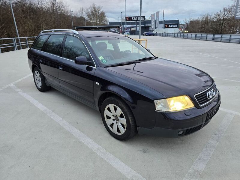 Gebraucht Audi A6 150 PS (110 kW) 2000 Blau Kombi