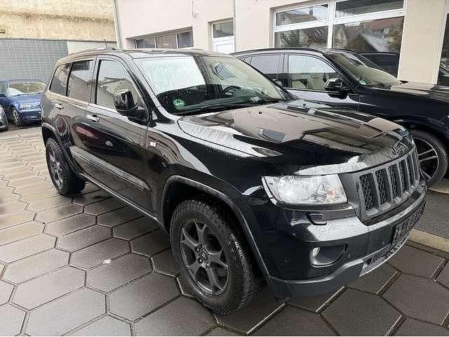 Gebraucht Jeep Grand Cherokee Overland 241 PS (177 kW) 2011 Brilliant black SUV