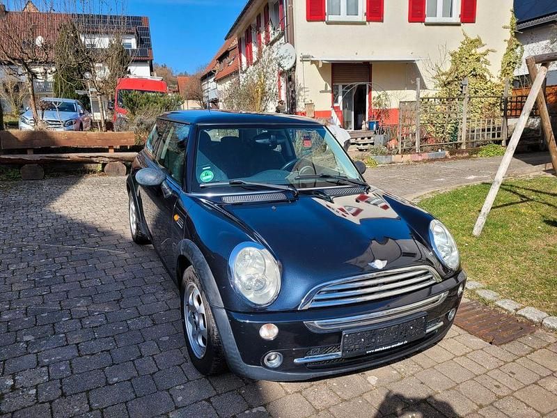Gebraucht Mini ONE 90 PS (66 kW) 2005 Schwarz Kleinwagen