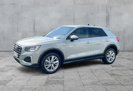 Gebraucht Audi Q2 Advanced Plus 150 PS (110 kW) 2025 Silber SUV