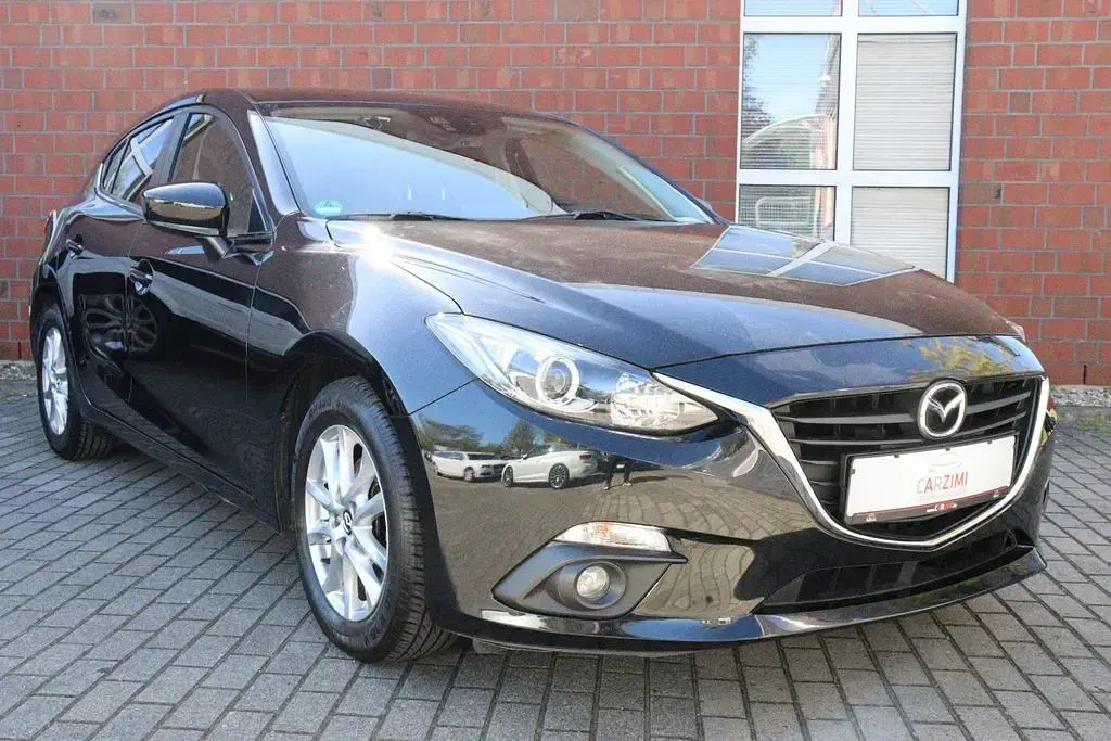 Używany Mazda 3 Center-Line 120 KM (88 kW) 2016 Czarny Sedan/Limuzyna