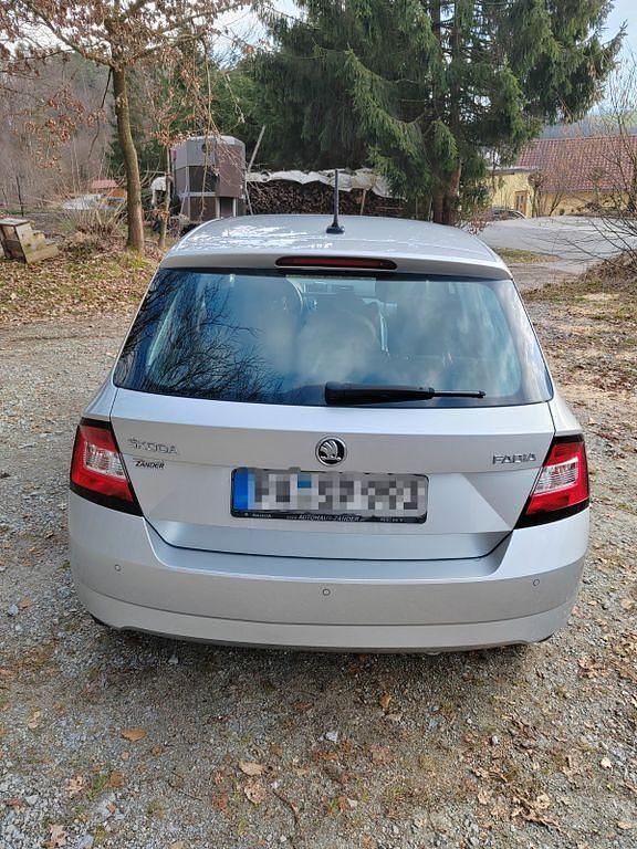 Gebraucht Skoda Fabia Style 95 PS (69 kW) 2018 Silber Limousine