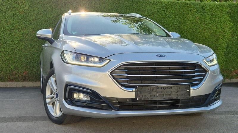 Silber Gebraucht 2021 Ford Mondeo Kombi | 13.900 € (Superpreis) - Bild 1/4