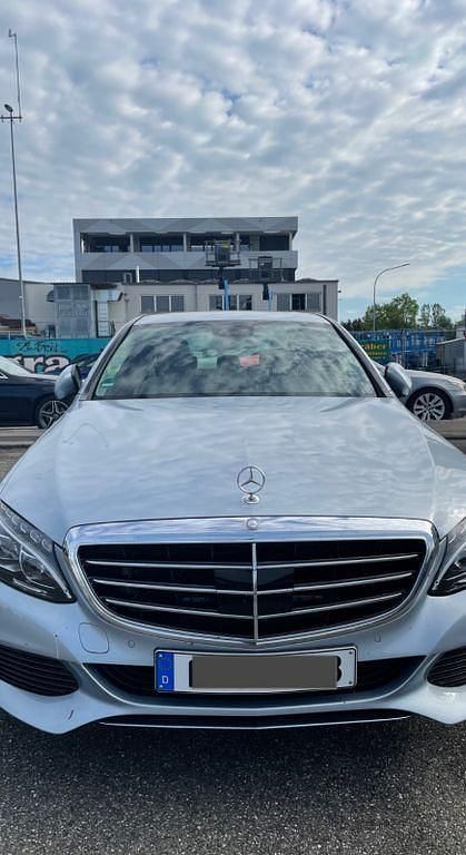Silber Gebraucht 2016 Mercedes C250 Exclusive Limousine | 19.000 € (Fairer Preis) - Bild 1/4