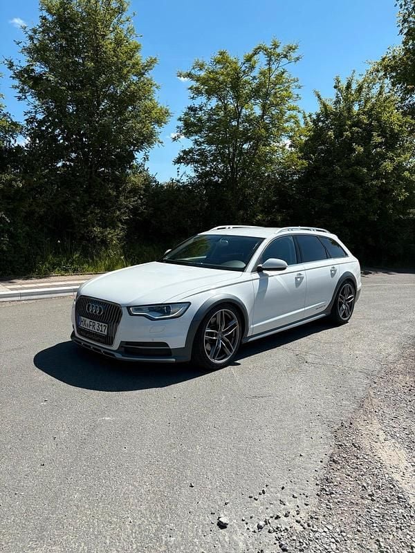 Weiß Gebraucht 2013 Audi A6 Allroad Kombi | 14.900 € (Fairer Preis) - Bild 1/4