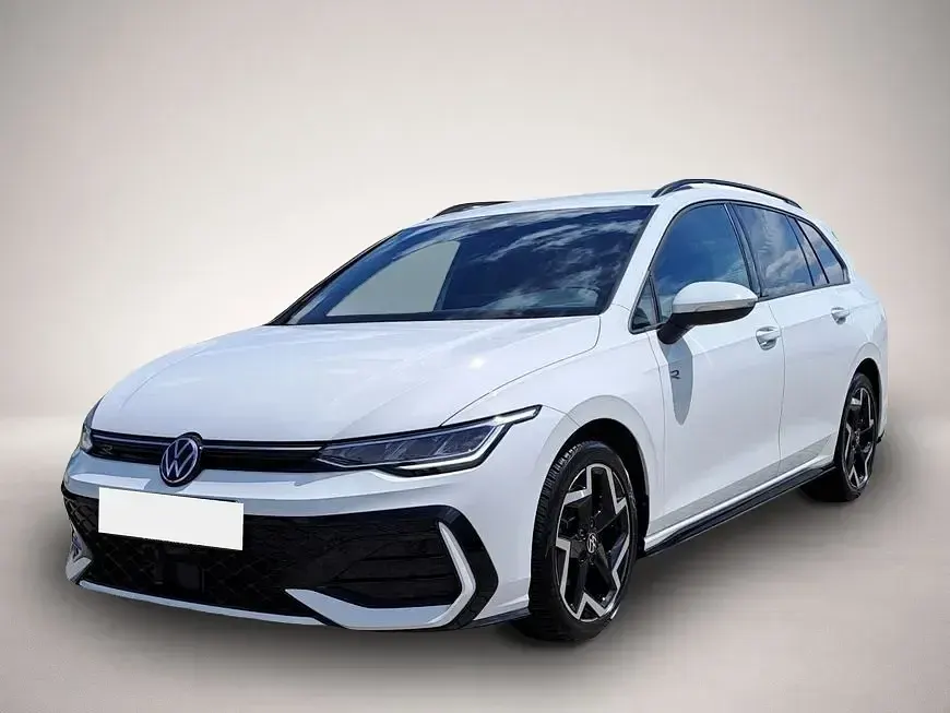 Gebraucht VW Golf VIII R-line 150 PS (110 kW) 2025 Kombi