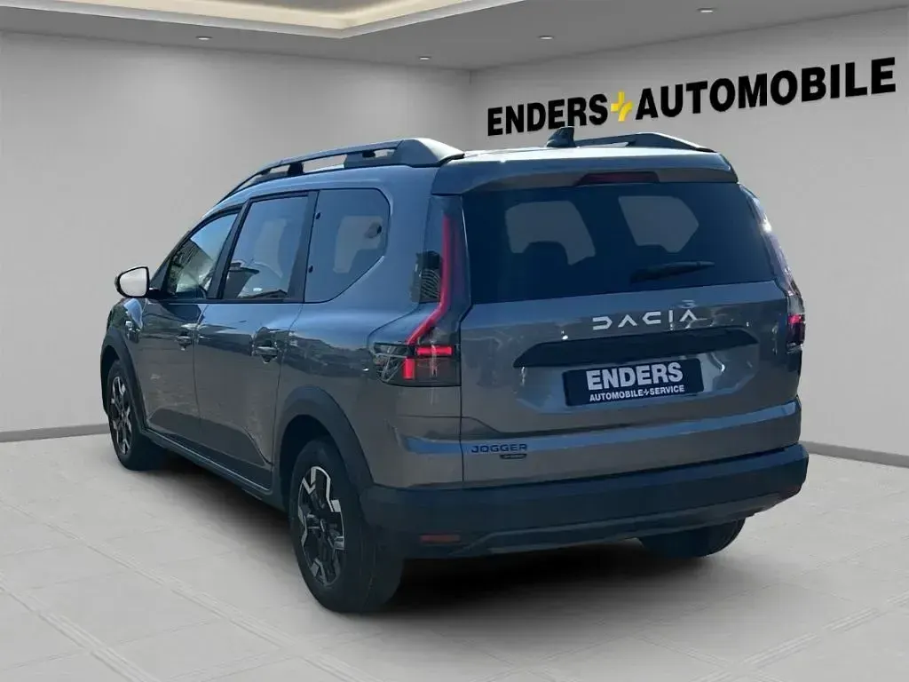 Neu Dacia Jogger Journey 155 PS (114 kW) 2026 Grau Van / Kleinbus
