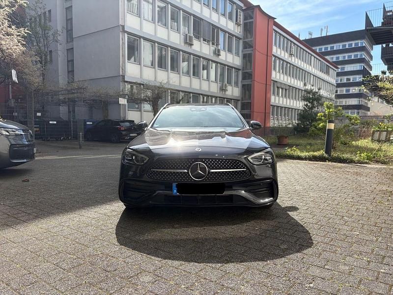 Gebraucht Mercedes C300e 313 PS (230 kW) 2022 Schwarz Limousine