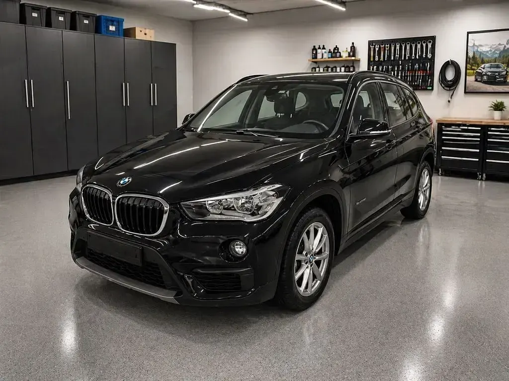 Second-hand BMW X1 150 CP (110 kW) 2017 Negru SUV