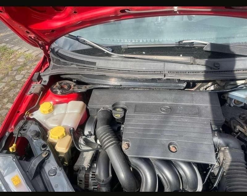 Rot Gebraucht 2007 Mazda 2 Active Limousine | 1.500 € (Fairer Preis) - Bild 1/4