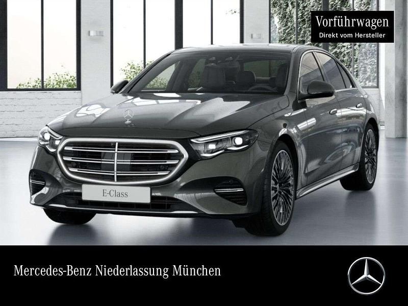 Grau Gebraucht 2025 Mercedes E220 Exclusive Limousine | 79.900 € - Bild 1/4