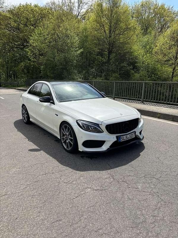 Weiß Gebraucht 2016 Mercedes C43 AMG AMG Limousine | 38.500 € - Bild 1/4