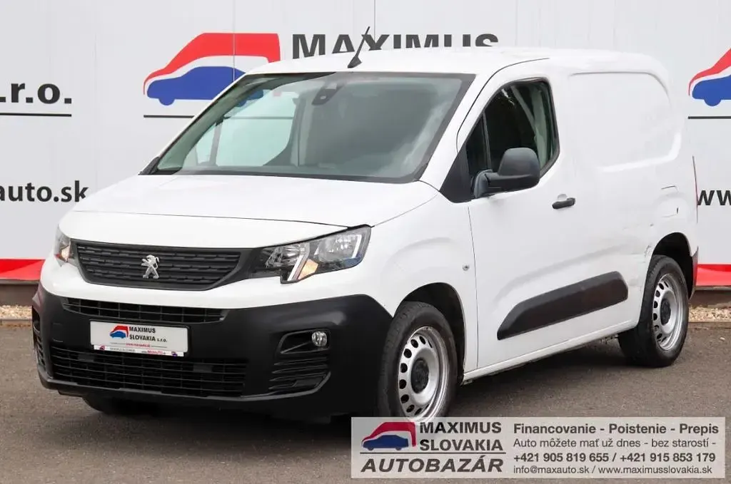 Gebraucht Peugeot Partner Premium 99 PS (72 kW) 2019 Weiß Van / Kleinbus