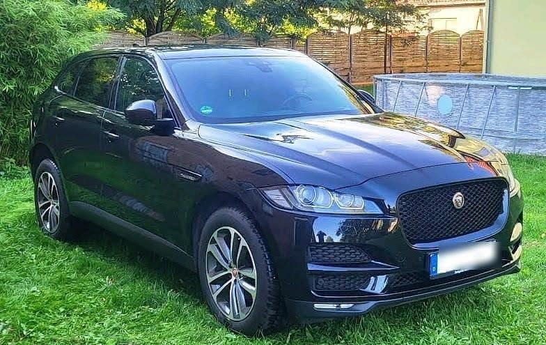 Schwarz Gebraucht 2019 Jaguar F-Pace SUV | 20.999 € (Guter Preis) - Bild 1/4