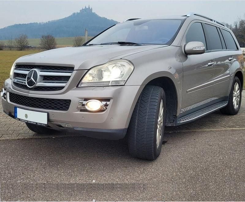 Silber Gebraucht 2007 Mercedes GL420 SUV | 8.900 € (Fairer Preis) - Bild 1/4