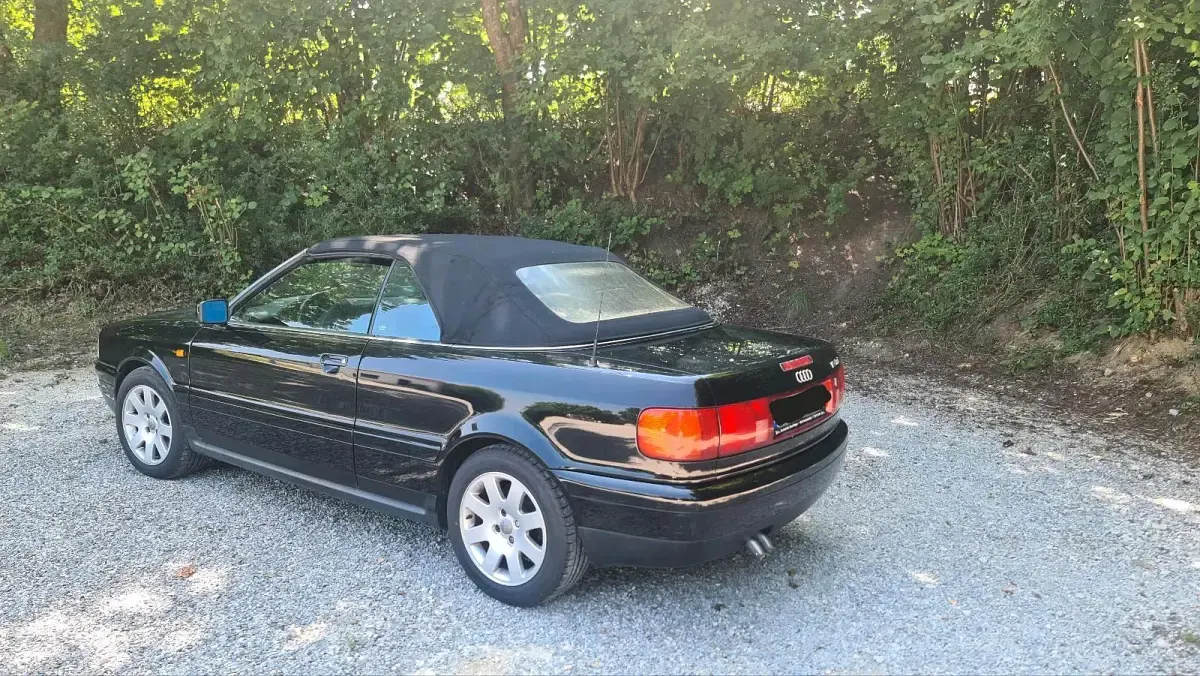 Gebraucht Audi 80 90 PS (66 kW) 1998 Schwarz Cabrio
