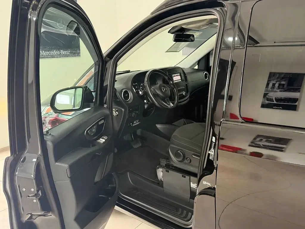 Gebraucht Mercedes V220 Marco Polo 163 PS (119 kW) 2019 Schwarz Van / Kleinbus