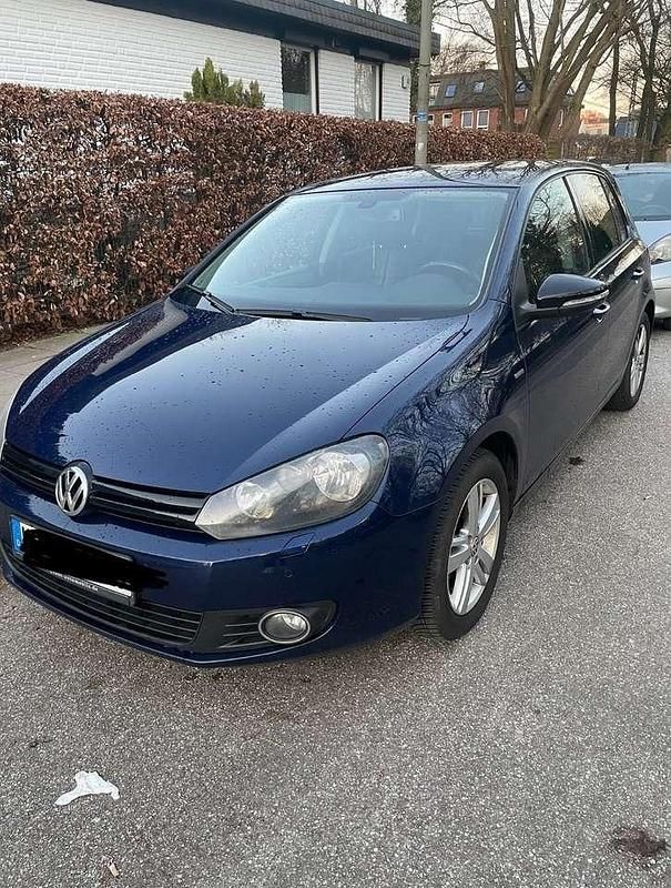 Blau Gebraucht 2012 VW Golf VII Match Kleinwagen | 8.000 € (Fairer Preis) - Bild 1/4
