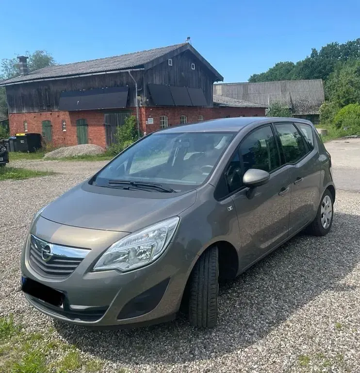 Gebraucht Opel Meriva 101 PS (74 kW) 2012 Braun Van / Kleinbus