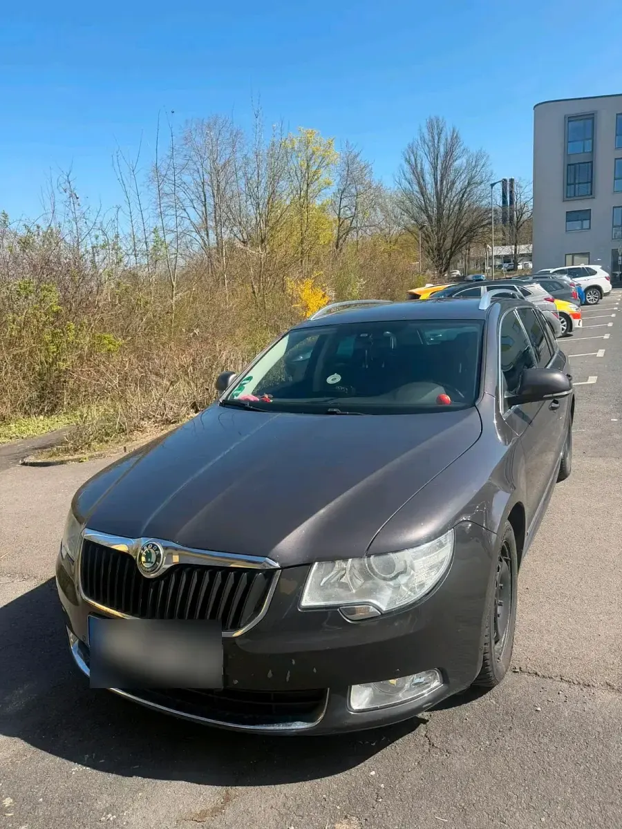 Gebraucht Skoda Superb 170 PS (125 kW) 2010 Kombi