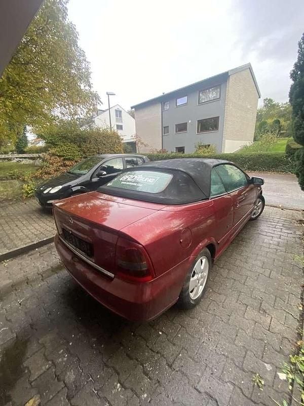 Gebraucht Opel Astra Cabriolet 125 PS (91 kW) 2001 Braun Cabrio