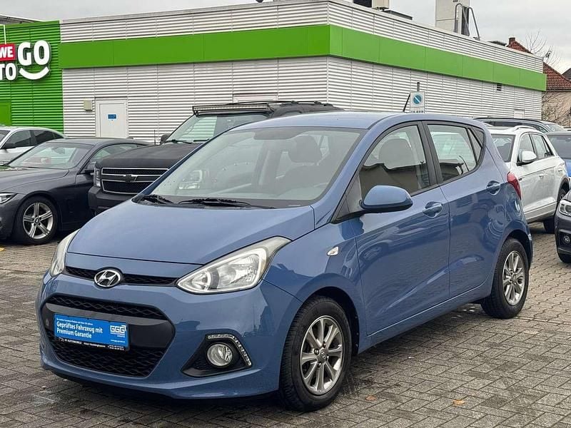 Morning blue / sol Gebraucht 2016 Hyundai i10 YES! Kleinwagen | 6.999 € (Guter Preis) - Bild 1/4