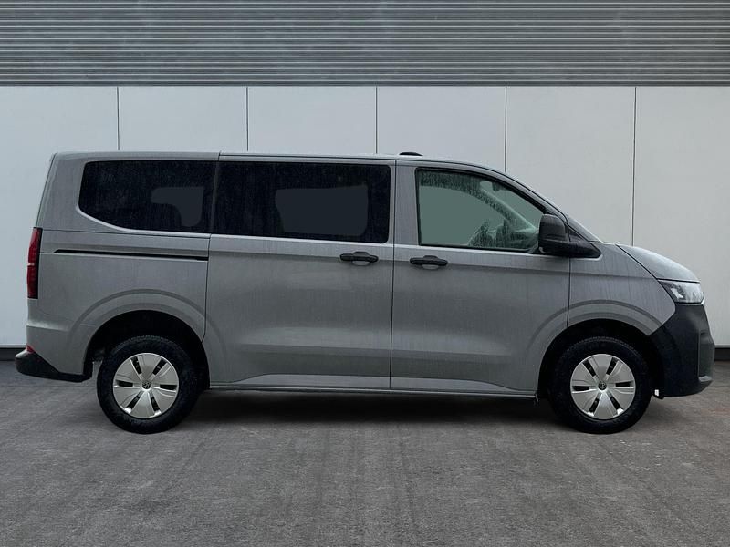 Neu VW Caravelle Basis 150 PS (110 kW) 2026 Stone grey Van