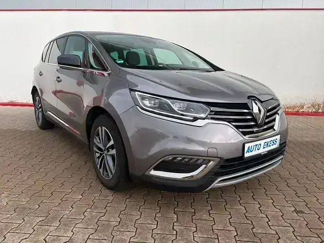 Gebraucht Renault Espace Intens 160 PS (117 kW) 2017 Braun Van / Kleinbus