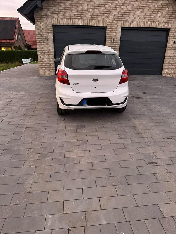 Gebraucht Ford Ka Plus Cool & Connect 72 PS (52 kW) 2019 Weiß Kleinwagen