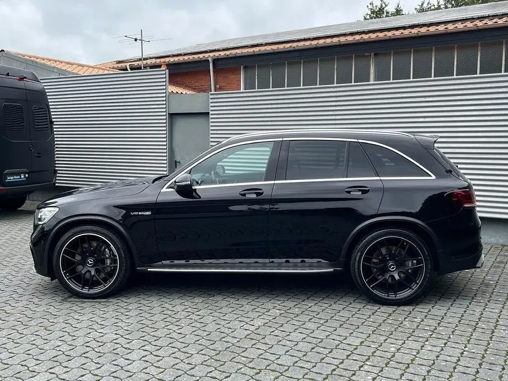 Gebraucht Mercedes GLC63 AMG AMG 476 PS (350 kW) 2021 Schwarz  unilack SUV
