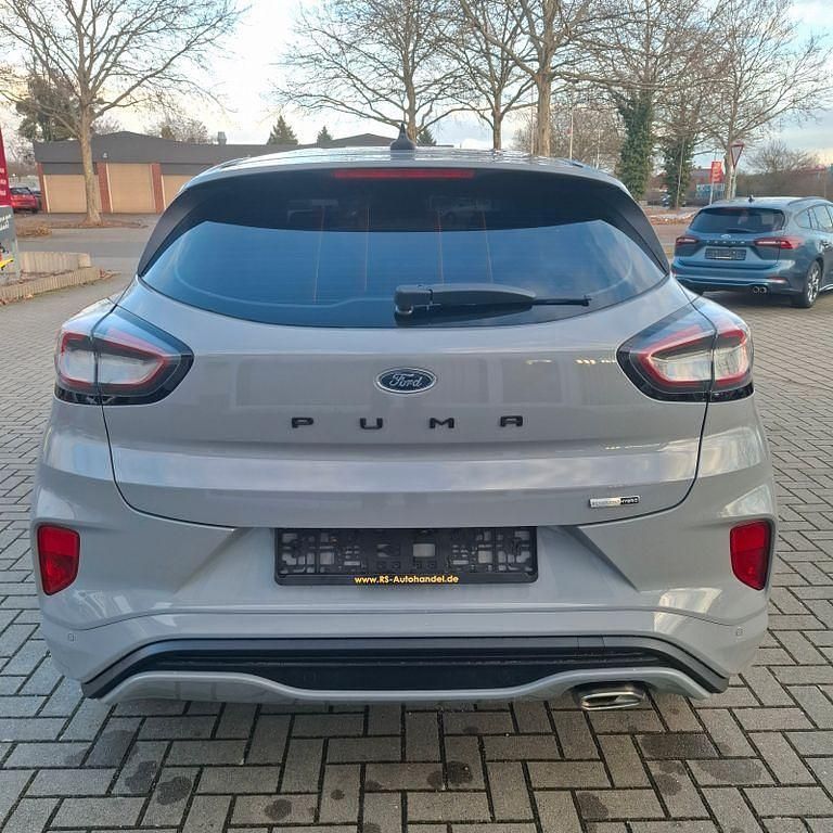 Gebraucht Ford Puma Titanium 125 PS (91 kW) 2022 Grau SUV