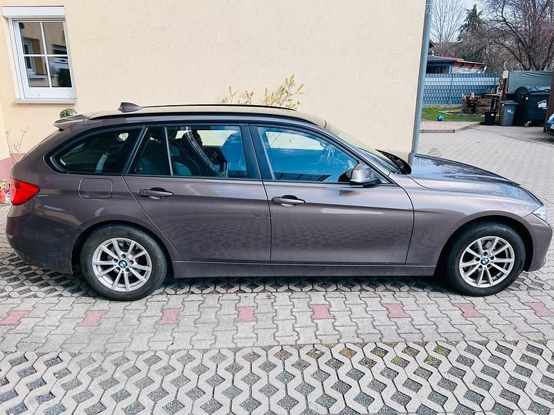 Second-hand BMW 320 184 CP (135 kW) 2013 Maro Break