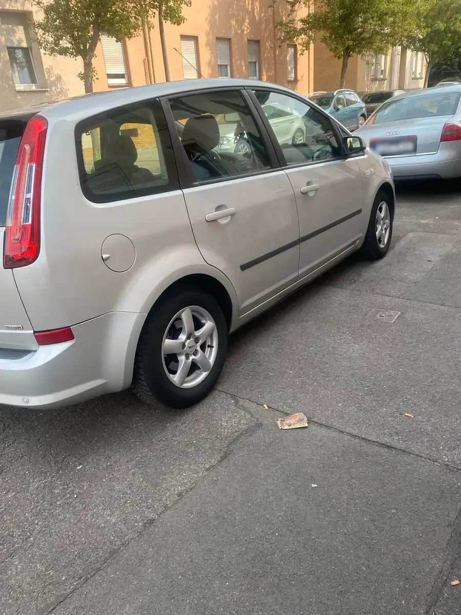 Gebraucht Ford C-MAX 130 PS (95 kW) 2009 Silber Van / Kleinbus
