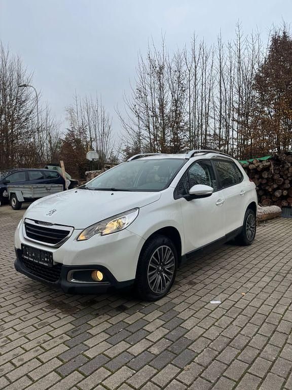 Gebraucht Peugeot 2008 120 PS (88 kW) 2014 Weiß SUV