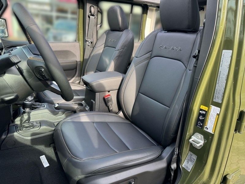 Gebraucht Jeep Wrangler Sahara 272 PS (200 kW) 2024 Grün SUV