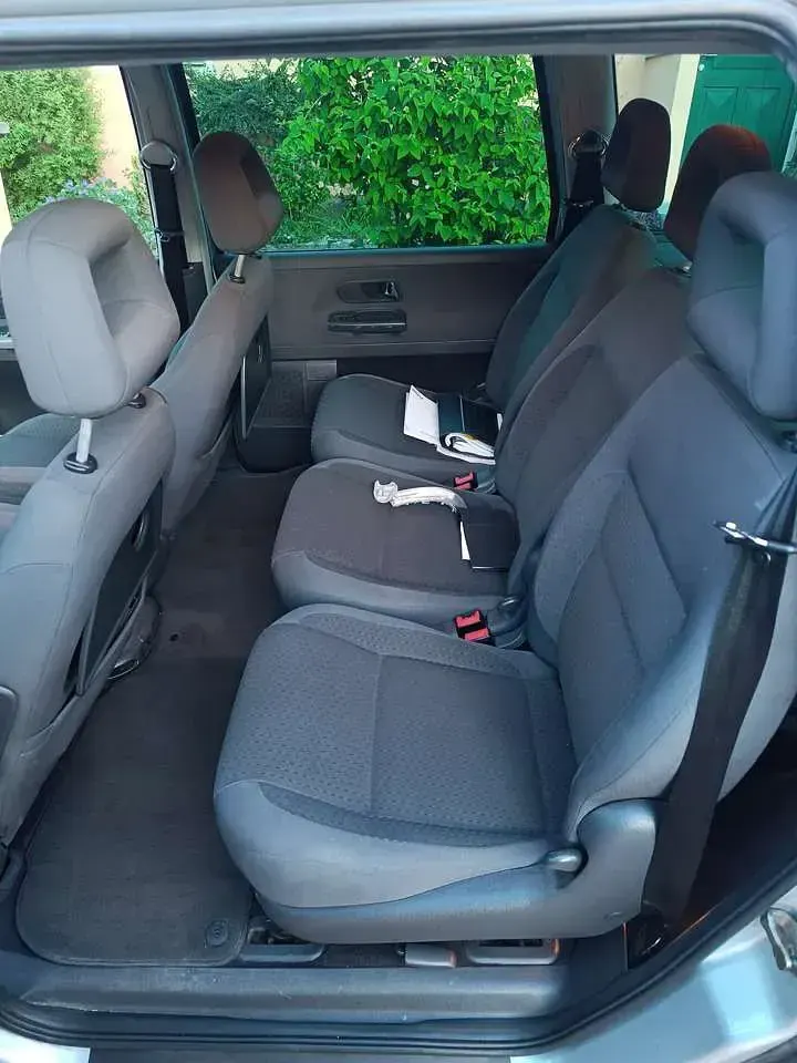 Gebraucht VW Sharan Comfortline 131 PS (96 kW) 2004 Silber Van / Kleinbus