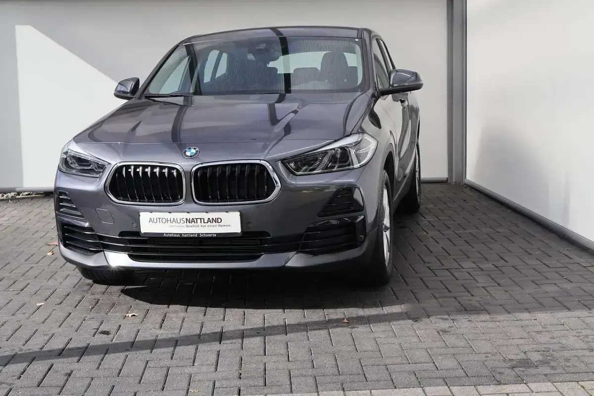 Gebraucht BMW X2 Advantage 150 PS (110 kW) 2021 Mineralgrau SUV