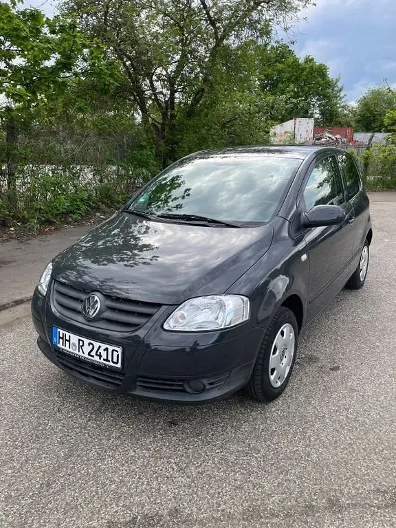 Gebraucht VW Fox 54 PS (39 kW) 2007 Grau Kleinwagen