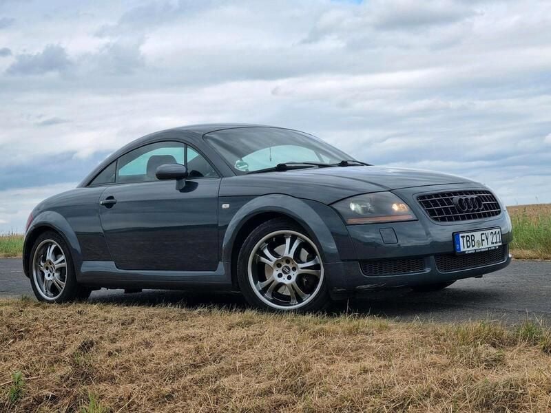 Grau Gebraucht 2003 Audi TT Coupé | 3.860 € (Guter Preis) - Bild 1/4