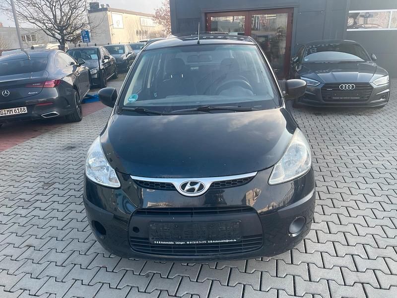 Gebraucht Hyundai i10 67 PS (49 kW) 2009 Schwarz Kleinwagen