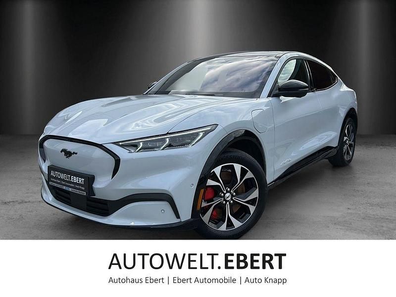 Weiß Gebraucht 2022 Ford Mustang Mach-E SUV | 32.690 € (Fairer Preis) - Bild 1/4