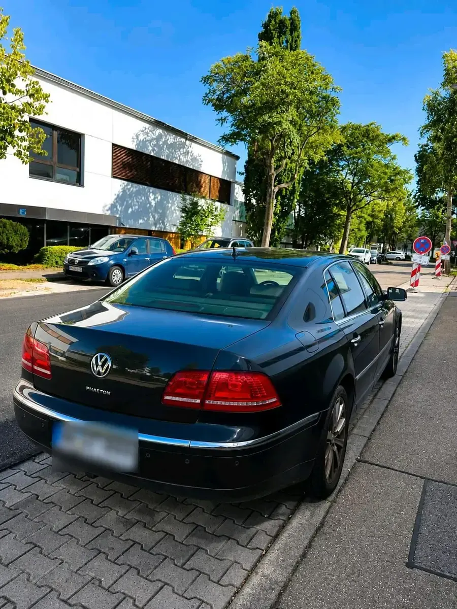 Gebraucht VW Phaeton 239 PS (175 kW) 2012 Schwarz Limousine