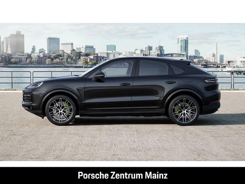 Gebraucht Porsche Cayenne 470 PS (345 kW) 2024 Schwarz SUV