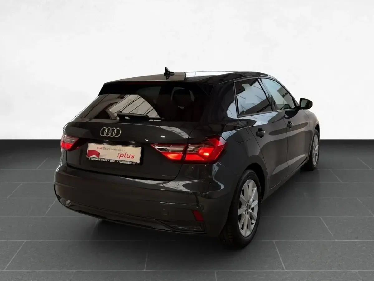 Gebraucht Audi A1 Sportback Advanced Plus 95 PS (69 kW) 2025 Manhattangrau metallic Kleinwagen