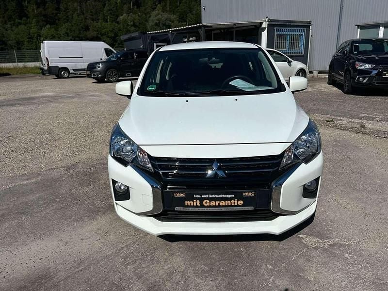 Islandweiss (s) Gebraucht 2020 Mitsubishi Space Star Intro Edition Kleinwagen | 7.999 € (Guter Preis) - Bild 1/4