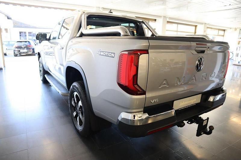 Gebraucht VW Amarok Style 241 PS (177 kW) 2024 Silber Pickup