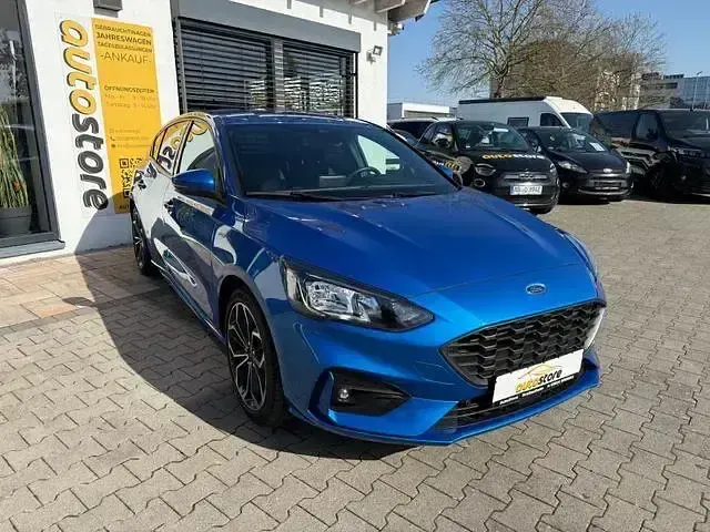 Gebraucht Ford Focus ST-Line X 155 PS (114 kW) 2021 Blau Limousine